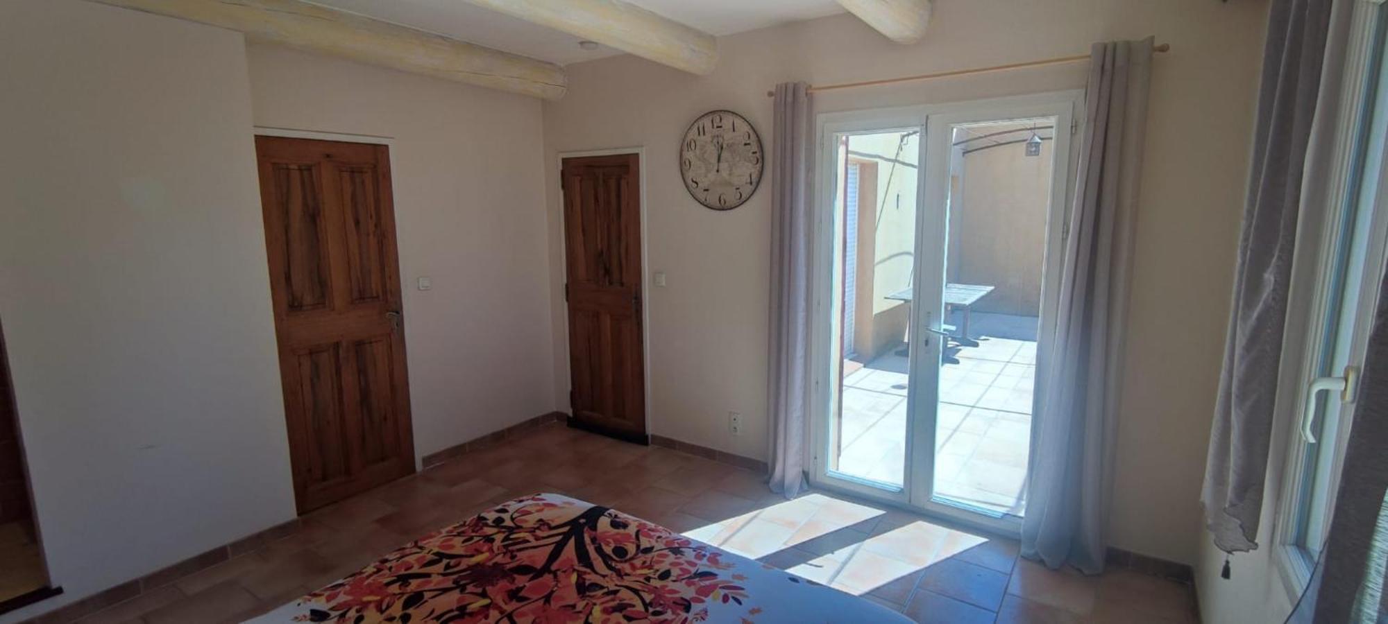 Studio 25M2 Avec Piscine Et Spa, Proche Iter Et Cadarache Apartman Valensole Kültér fotó
